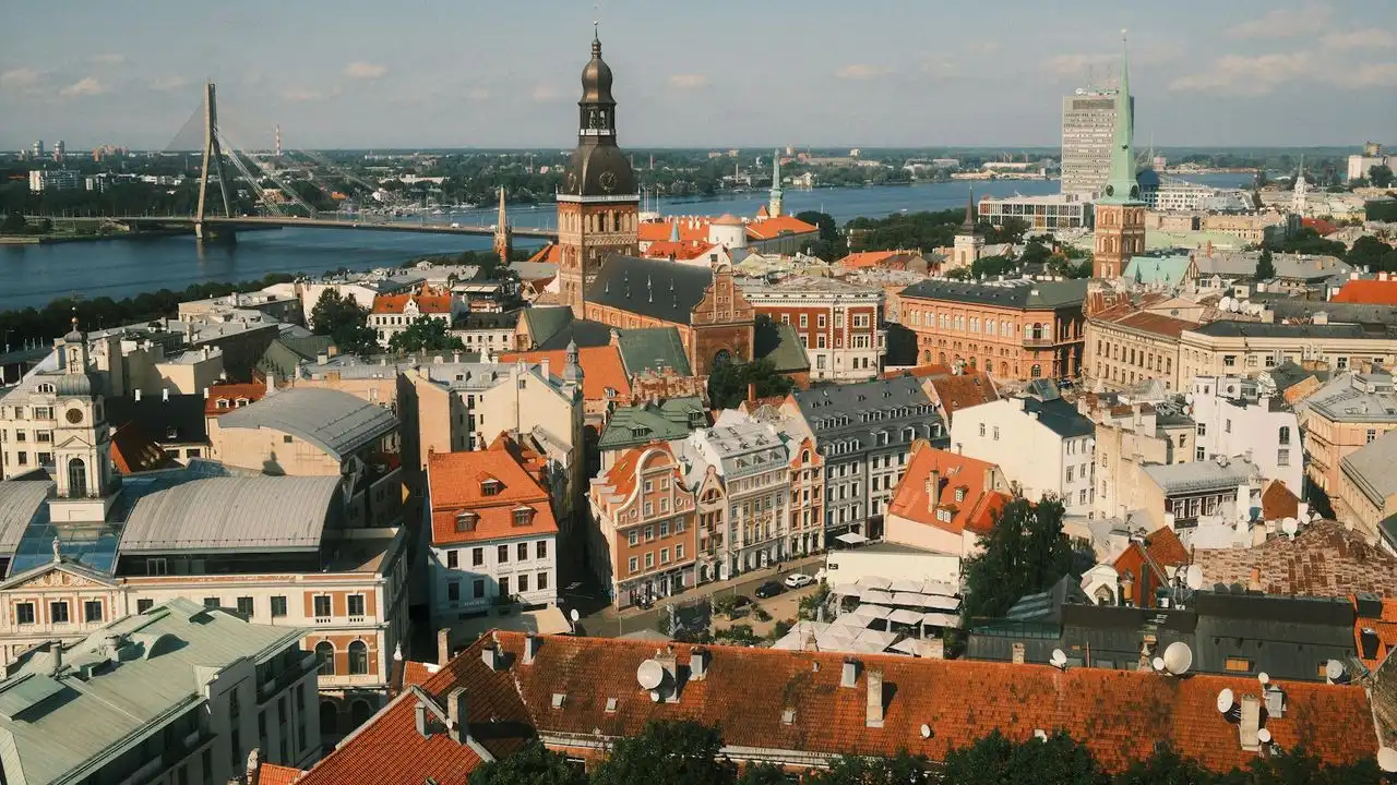 How Long Does It Take To Learn Latvian?