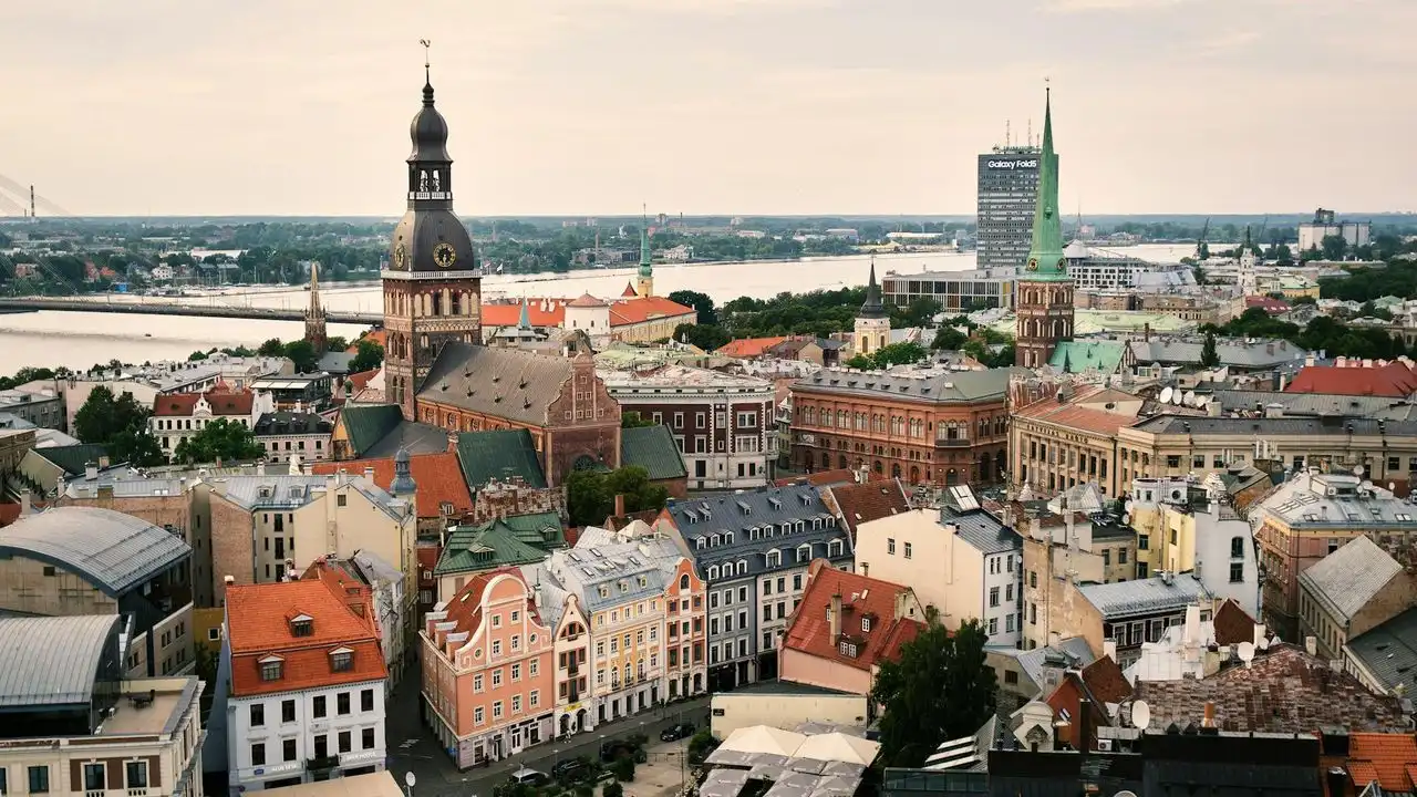 Top Graded Readers And Bilingual Books For Beginner Latvian Learners