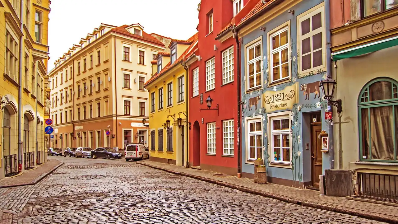 Latvian Numbers: How To Count From 1 To 1000 (+ Ordinals)